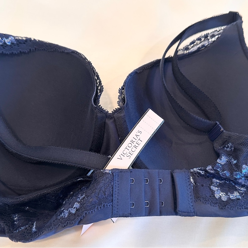 New Body by Victoria's Secret Blue Floral Embroidered Bra - Picture 2 of 4